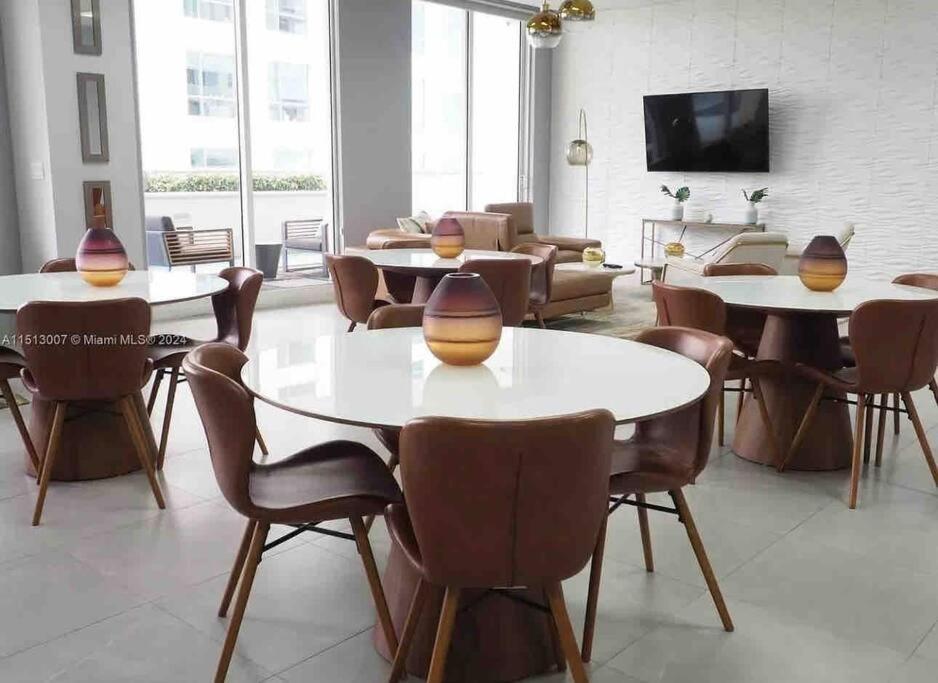 Spacious 1Bedroom Unit Brickell-Free Parking Miami Exterior photo